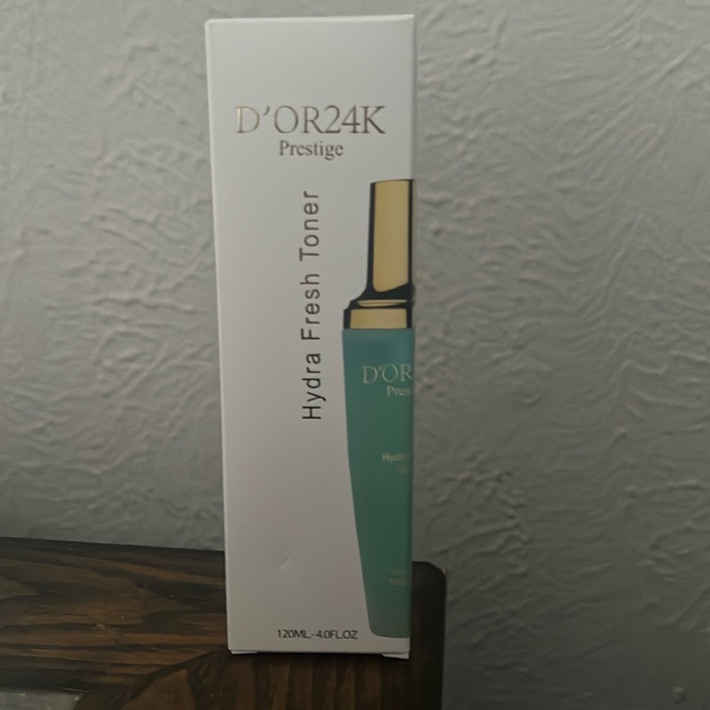D’or24k hydra fresh toner